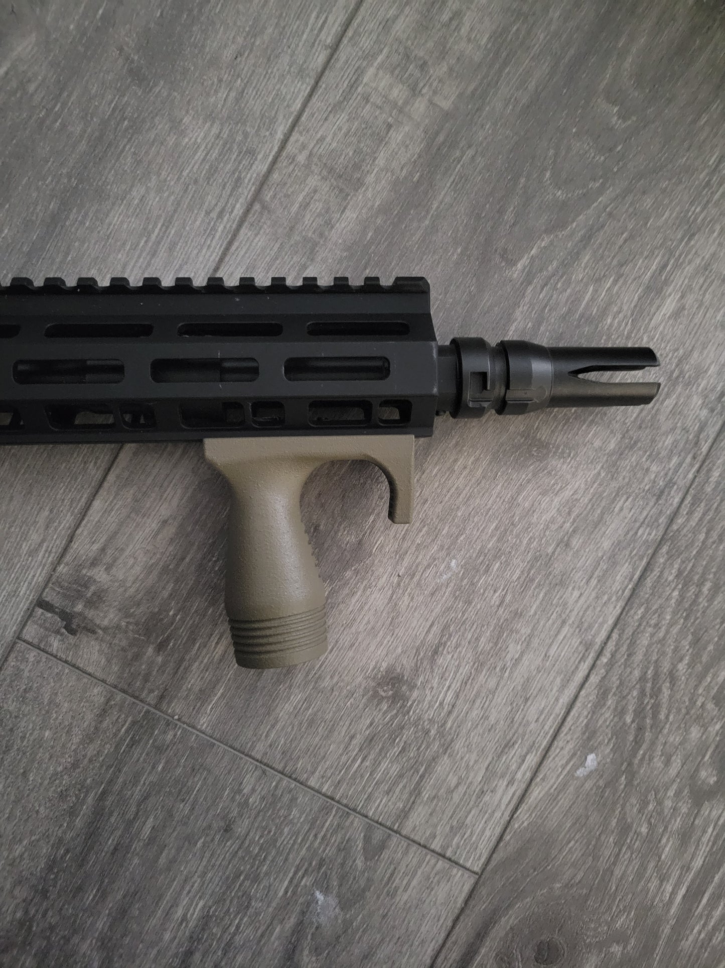 Stubby Angled w/ Finger Stop (Mlok) Gen 3